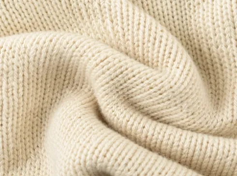 Knitted Fabric Explained: A Technical Guide to Construction, Composition & Care